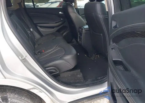 2018 Buick Envision Essence из США, поврежденный, VIN LRBFX2SA3JD028858